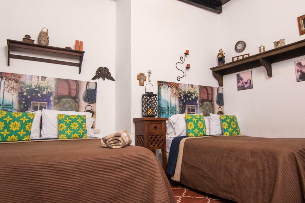Hotel Posada Del Rosario Antigua Εξωτερικό φωτογραφία