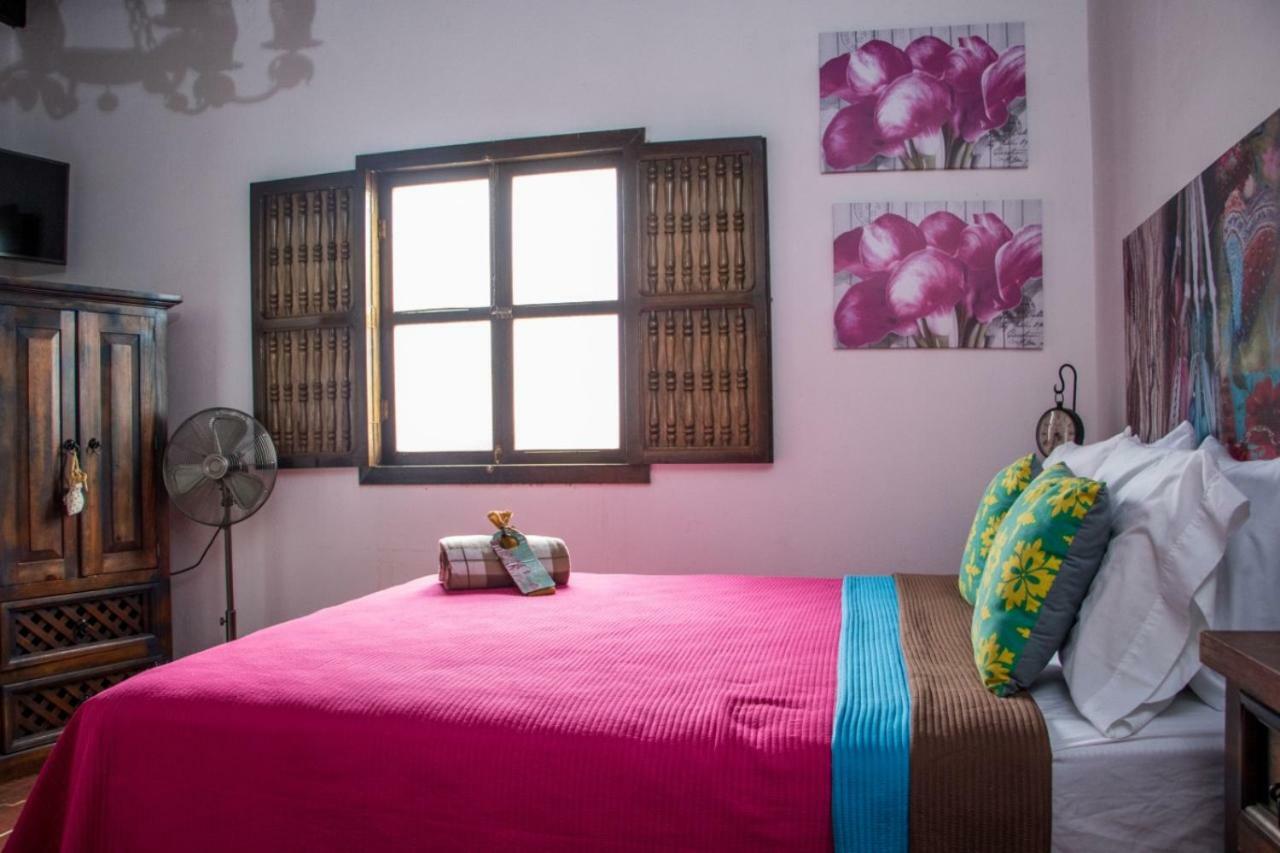 Hotel Posada Del Rosario Antigua Εξωτερικό φωτογραφία