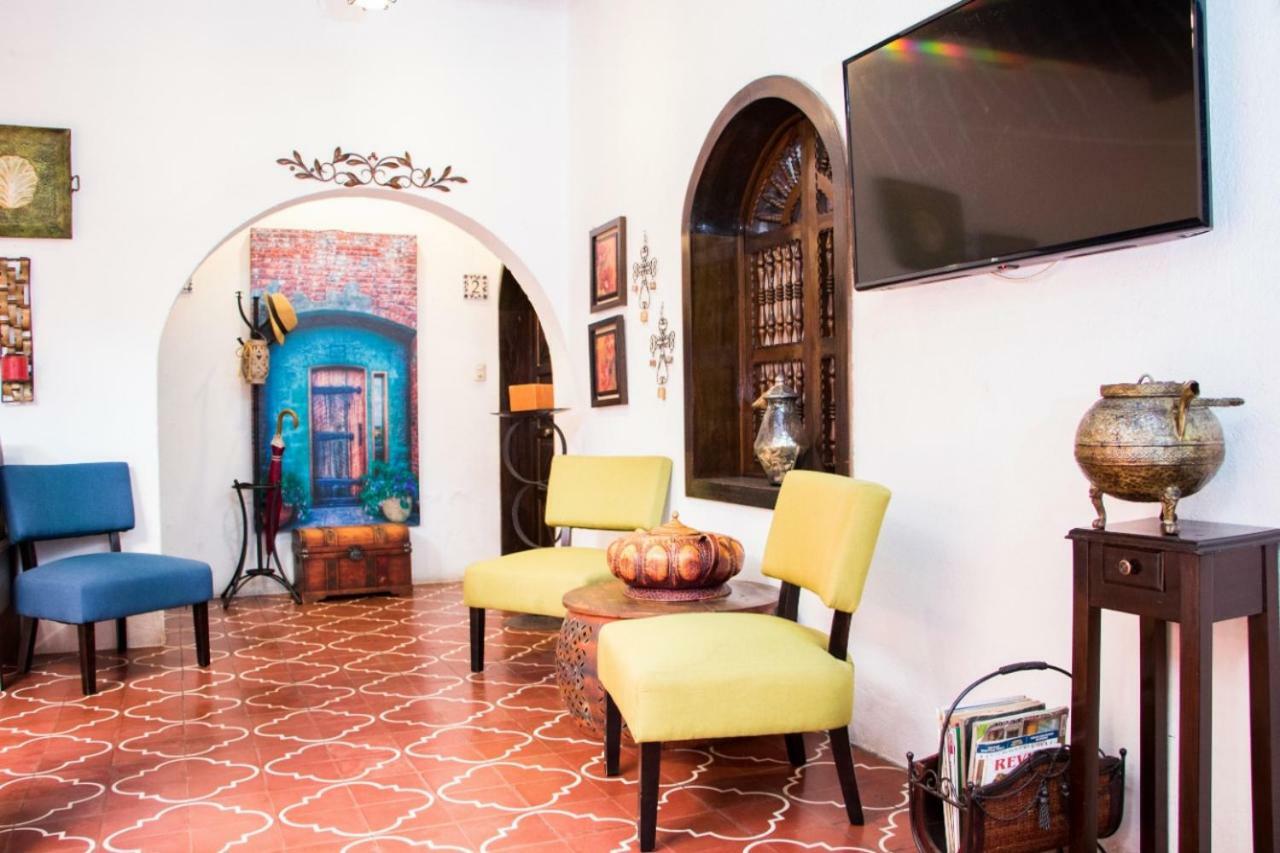 Hotel Posada Del Rosario Antigua Εξωτερικό φωτογραφία